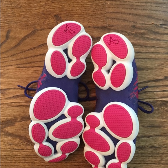 Puma Sport Lifestyle Sneakers - Picture 2 of 5